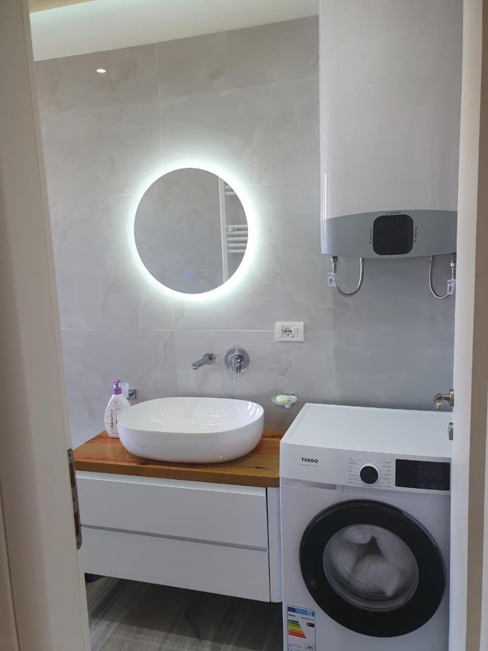 Noah Apartaments Sarandë Exterior foto